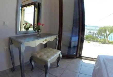 Enjoy Lichnos Bay Village, Camping, and Apartments - 18