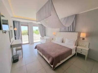 Enjoy Lichnos Bay Village, Camping, and Apartments - 90