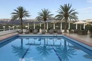 Castri Village Hotel, Palekastron