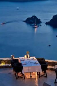 Canaves Oia Suites & Spa - 40