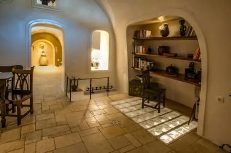 Heliophos Boutique Caves - 153