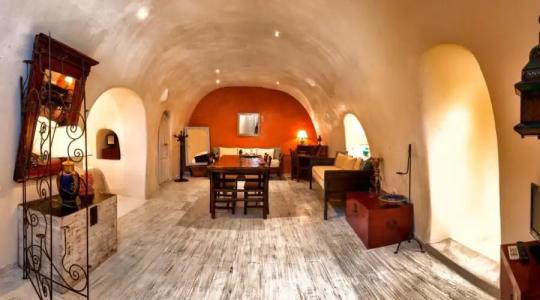 Heliophos Boutique Caves - 135