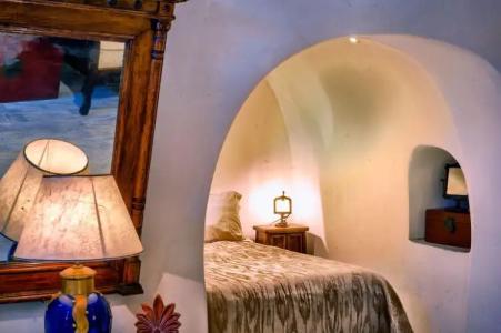 Heliophos Boutique Caves - 116