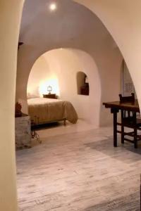 Heliophos Boutique Caves - 109