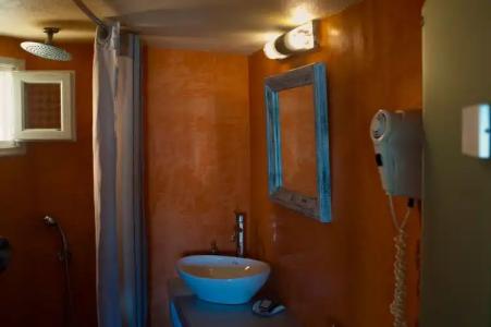 Heliophos Boutique Caves - 189