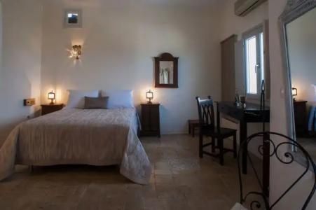 Heliophos Boutique Caves - 245