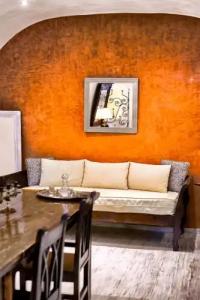 Heliophos Boutique Caves - 106