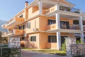 Emelia Apartments, Nydri