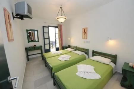 TERRA FOS NAXOS STUDIOS - 1