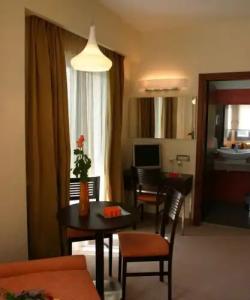 Alexandros Boutique - 164