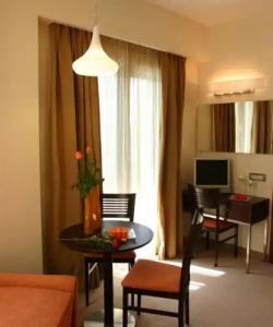 Alexandros Boutique - 162