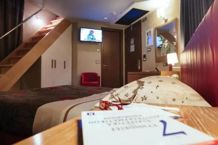 Alexandros Boutique - 244