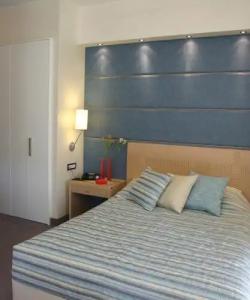 Alexandros Boutique - 111