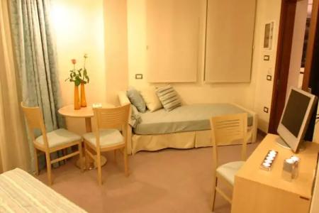 Alexandros Boutique - 190