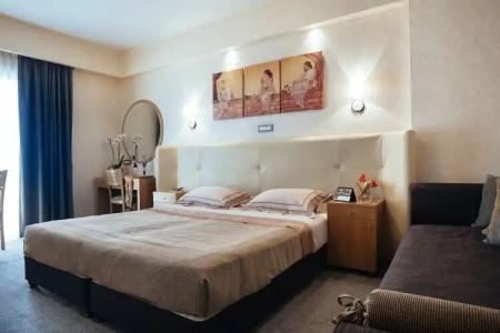 Alexandros Boutique - 224