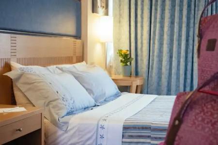 Alexandros Boutique - 188