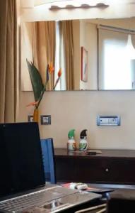 Alexandros Boutique - 178