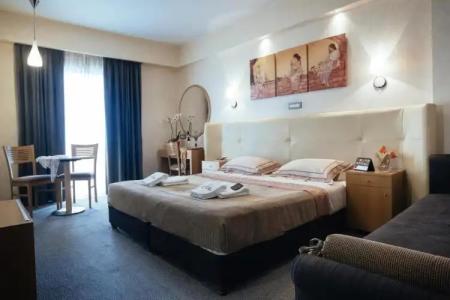 Alexandros Boutique - 216