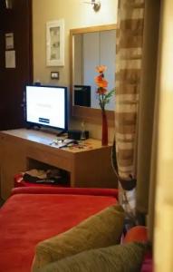 Alexandros Boutique - 140