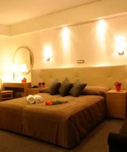 Alexandros Boutique - 136