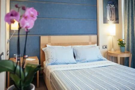 Alexandros Boutique - 194