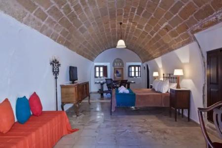 Byzantino Boutique - 10