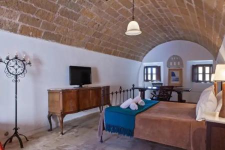 Byzantino Boutique - 26