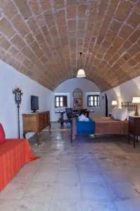 Byzantino Boutique - 11