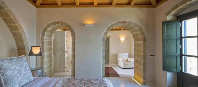 Moni Emvasis Luxury Suites - 28