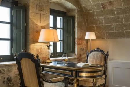 Moni Emvasis Luxury Suites - 64