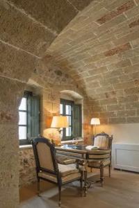 Moni Emvasis Luxury Suites - 62
