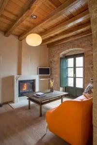 Moni Emvasis Luxury Suites - 50