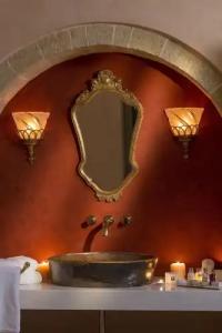 Moni Emvasis Luxury Suites - 69