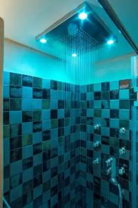 Moni Emvasis Luxury Suites - 33