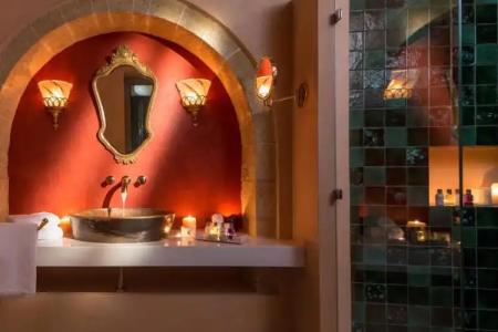 Moni Emvasis Luxury Suites - 57