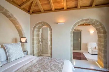 Moni Emvasis Luxury Suites - 78