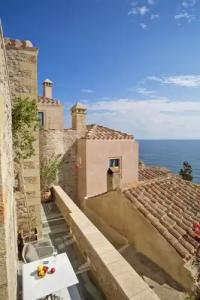 Moni Emvasis Luxury Suites - 63