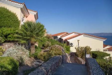 Sunrise Resort - 100