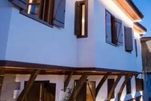 Arxontiko Hotel, Mirina