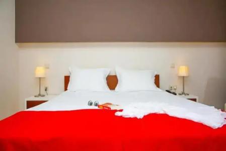 Royal Heights Resort Villas & Spa - 79