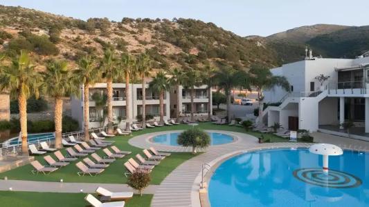 Royal Heights Resort Villas & Spa - 121