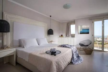 Notos Heights & Suites - 294