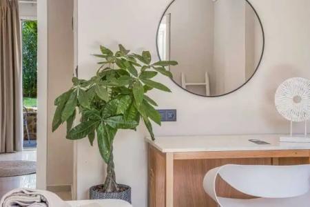 Notos Heights & Suites - 225