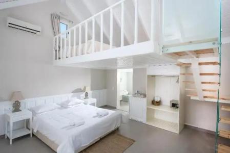 Notos Heights & Suites - 40