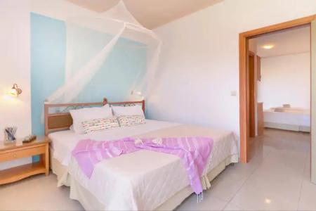 Notos Heights & Suites - 28