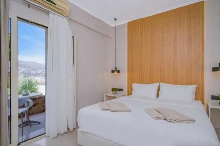 Notos Heights & Suites - 224