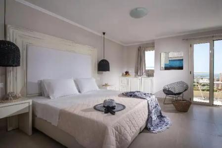 Notos Heights & Suites - 41