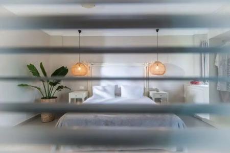 Notos Heights & Suites - 130