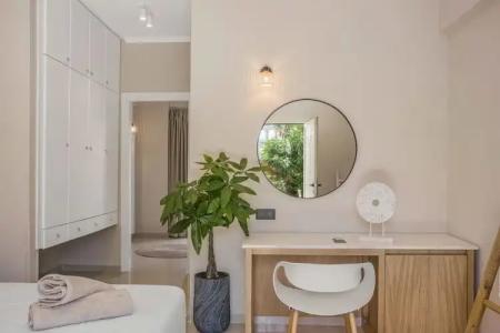 Notos Heights & Suites - 248