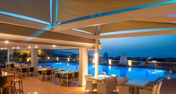 Notos Heights & Suites - 310